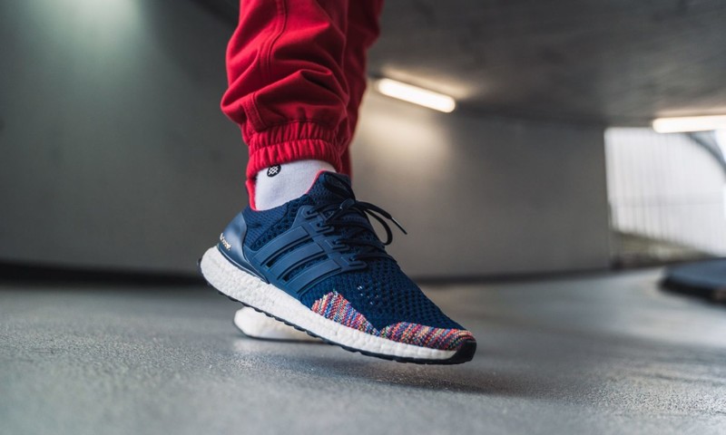 Ultra boost 1.0 store ltd multicolor navy